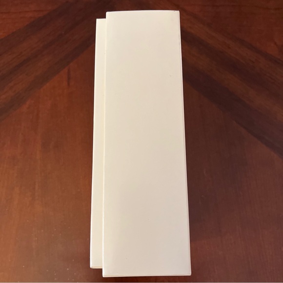 Hallmark Keepsake Delphine Barbie Ornament Fashion Model Collection 2005 - Picture 5 of 11